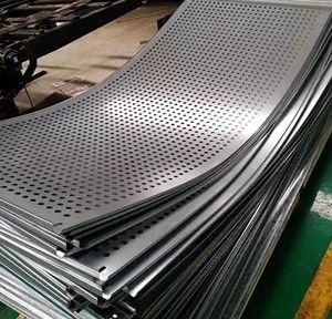SS 304 Perforated Metal Sheet Hot Rolled Regular Size 1219 X 2438mm